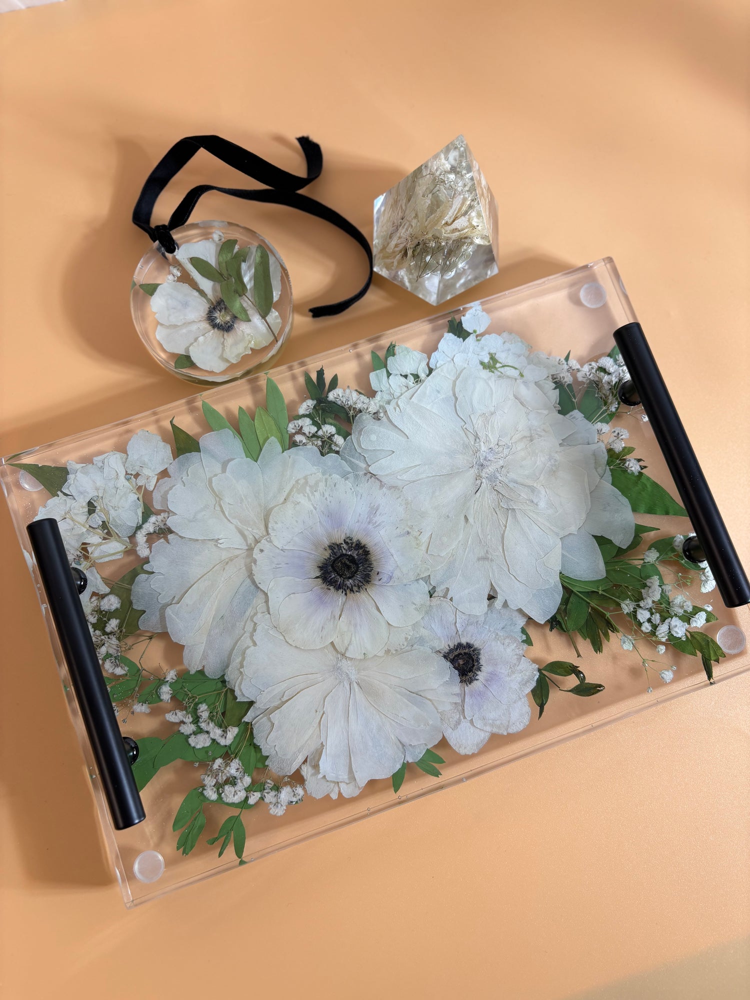 Flower preservation display tray